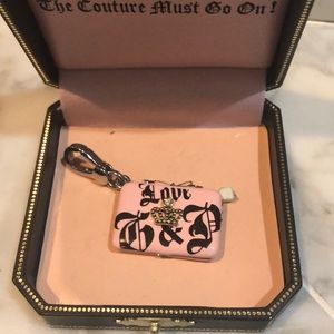 Juicy Couture laptop charm that opens!  So cute...